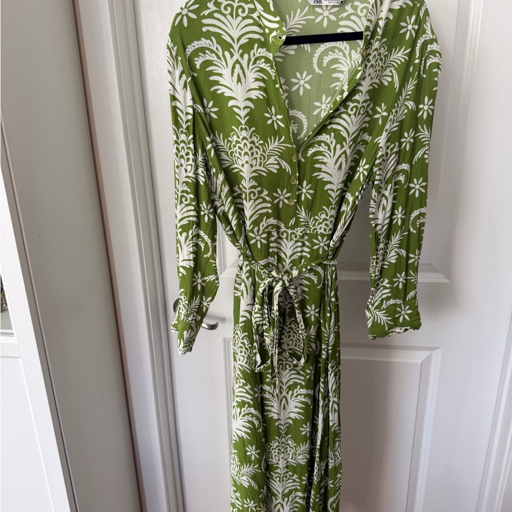 Green and White Patterned Dress